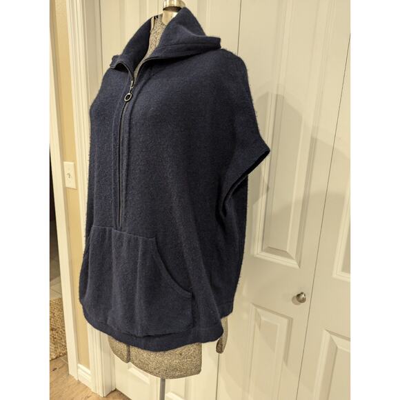 KINROSS Cashmere Short Sleeve quarter Zip poncho Adj. collar. Navy w black. O/S - Picture 9 of 16